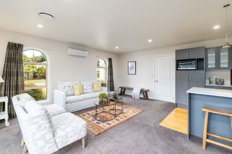 Photo of property in 14 Holbrook Way, Westmorland, Christchurch, 8025