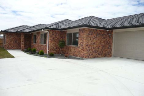 Photo of property in 14 Popata Close, Papamoa Beach, Papamoa, 3118