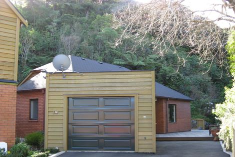 Photo of property in 43 Futuna Close, Karori, Wellington, 6012