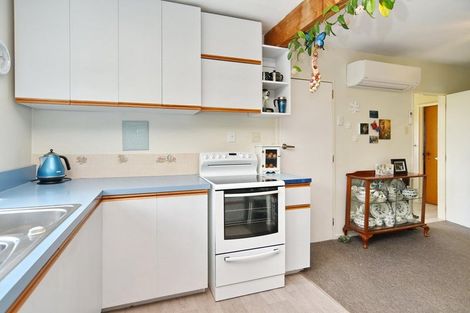 Photo of property in 202 High Street, Oxford, 7430