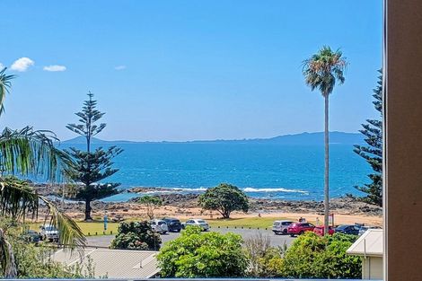 Photo of property in 20 Stratford Drive, Cable Bay, 0420