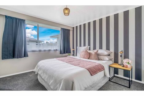 Photo of property in 35 Queen Street, Otautau, 9610