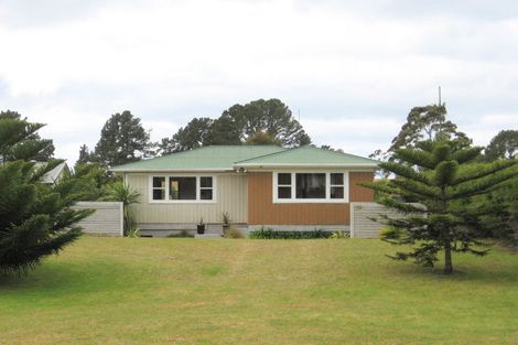 Photo of property in 112 Tui Road, Whangamata, 3620