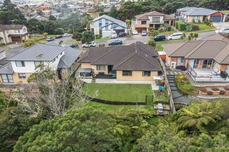 Photo of property in 31 Condor Place, Unsworth Heights, Auckland, 0632