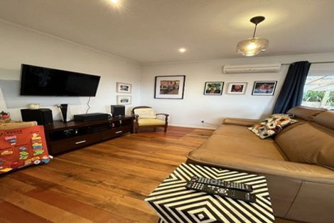 Photo of property in 26 Martin Street, Ranui, Porirua, 5024