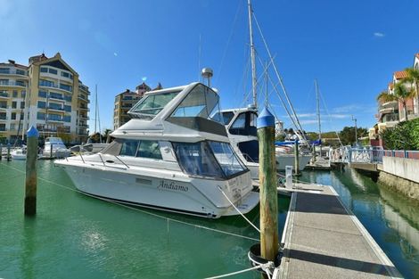 Photo of property in 128 Harbour Village Drive, Gulf Harbour, Whangaparaoa, 0930