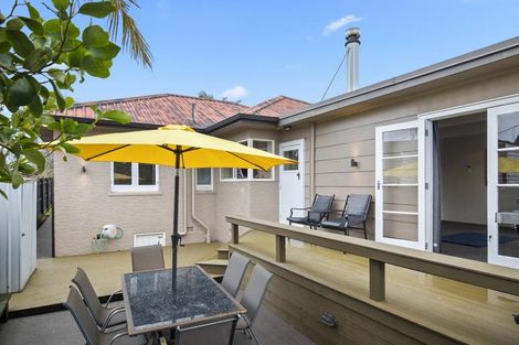 Photo of property in 247 Victoria Street West, Pukekohe, 2120