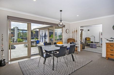 Photo of property in 256 Pataua South Road, Pataua South, Onerahi, 0192