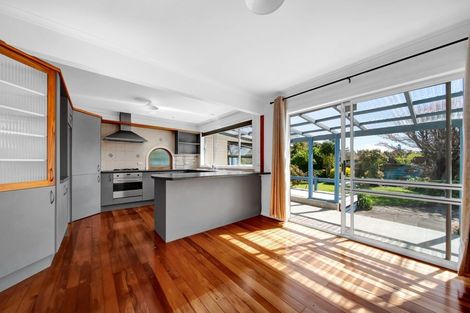 Photo of property in 190a Seaview Road, Westown, New Plymouth, 4310