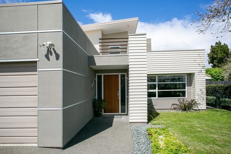 Photo of property in 49 Clare Street, Cambridge, 3434