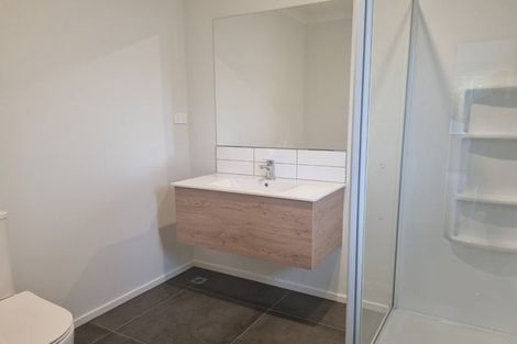 Photo of property in 52 Martingale Drive, Whitby, Porirua, 5024