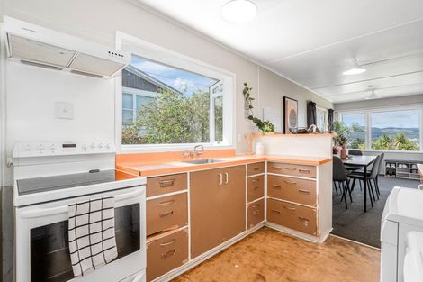 Photo of property in 172 Conclusion Street, Ascot Park, Porirua, 5024