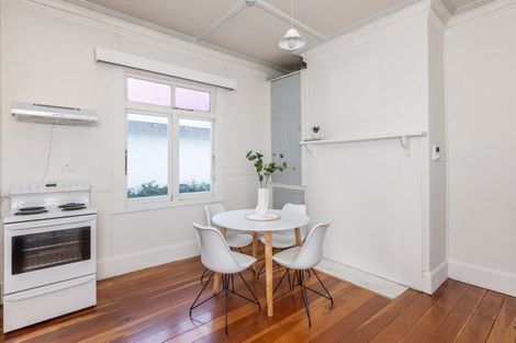 Photo of property in 42 Vigor Brown Street, Napier South, Napier, 4110