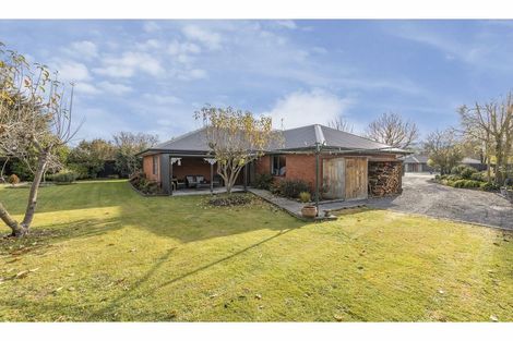 Photo of property in 10 Kowhai Street, Oxford, 7430