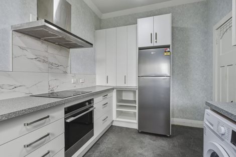 Photo of property in 37 Sutherland Street, Dunedin Central, Dunedin, 9016