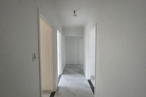 Photo of property in 30 Ramillies Place, Glenfield, Auckland, 0629