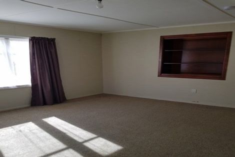 Photo of property in 12 Avenue Road, West End, Timaru, 7910