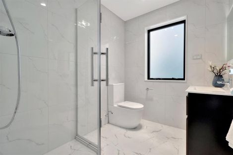 Photo of property in 45b Portadown Avenue, Pakuranga Heights, Auckland, 2010