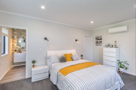 Photo of property in 26 Ohau Gravels Way, Ohau, Levin, 5570