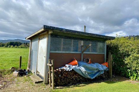 Photo of property in 162 Oparara Road, Karamea, 7893