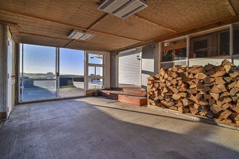 Photo of property in 2642 Raukawa Road, Te Onepu, Hastings, 4174