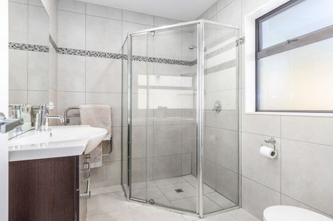 Photo of property in 12 Hulme Way, Raumati Beach, Paraparaumu, 5032