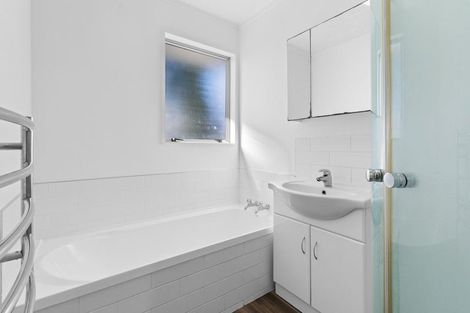 Photo of property in 35 Purcell Place, Melville, Hamilton, 3206