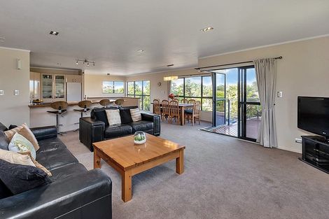 Photo of property in 8 Sanctuary Park Lane, Tamaterau, Whangarei, 0174