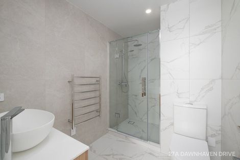 Photo of property in 27a Dawnhaven Drive, Te Atatu Peninsula, Auckland, 0610