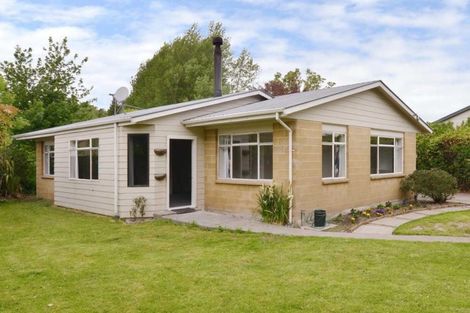 Photo of property in 110 Main North Road, Woodend, 7610