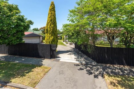 Photo of property in 30 Appleby Crescent, Burnside, Christchurch, 8053