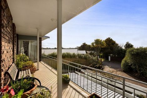 Photo of property in 18d Montana Place, Merrilands, New Plymouth, 4312
