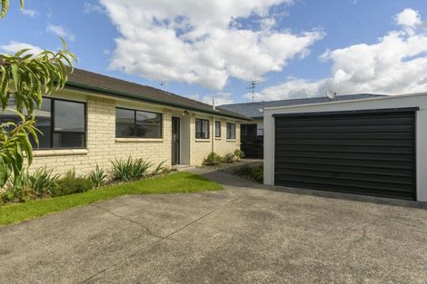 Photo of property in 49a Queen Road, Bellevue, Tauranga, 3110