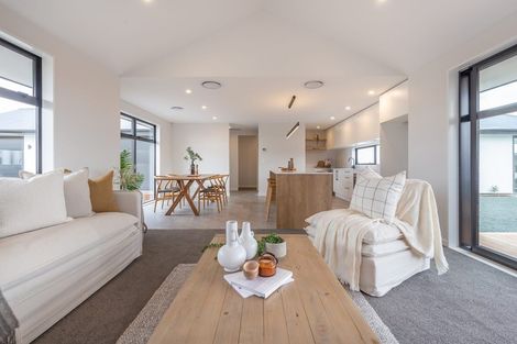 Photo of property in 12 Harrison Drive, Tikipunga, 0112