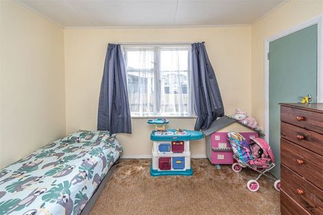 Photo of property in 21 Smith Street, Waverley, 4510