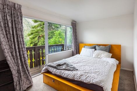 Photo of property in 11 Mcchesney Road, Arthurs Point, Queenstown, 9371