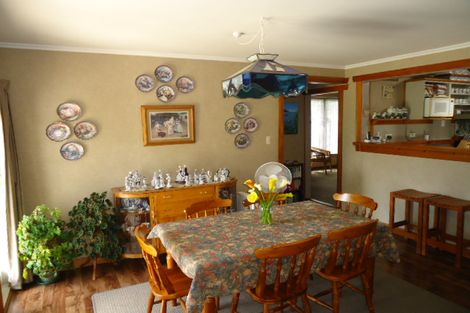 Photo of property in 122 Tirau Street, Putaruru, 3411