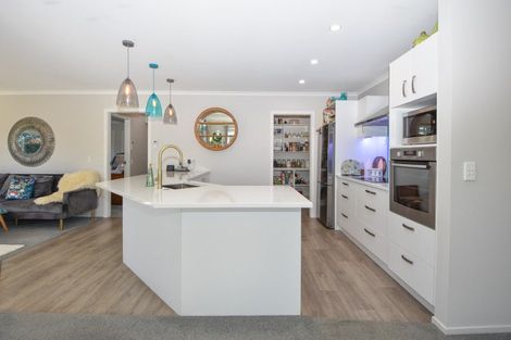 Photo of property in 7 Hartley Avenue, Carterton, 5713