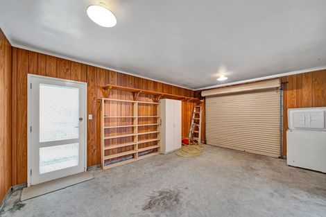 Photo of property in 5 Kamahi Place, Inglewood, 4330