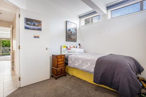 Photo of property in 1 Wharf Road, Te Atatu Peninsula, Auckland, 0610