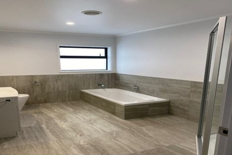 Photo of property in 230a Centreway Road, Orewa, 0931