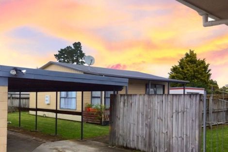 Photo of property in 7 Saint Lukes Place, Bader, Hamilton, 3206