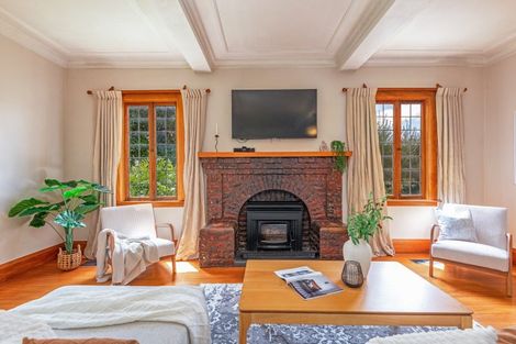 Photo of property in 10 Saint Johns Avenue, Palmerston North, 4414