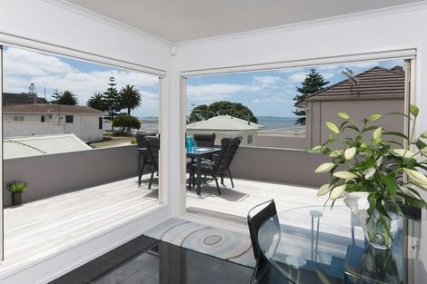 Photo of property in 2/21 The Esplanade, Eastern Beach, Auckland, 2012