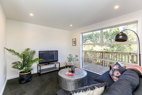 Photo of property in 54 Ainslee Street, Highlands Park, New Plymouth, 4312