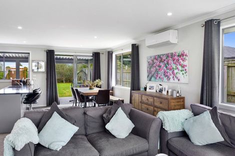 Photo of property in 4 Pohatu Lane, Otaki, 5512