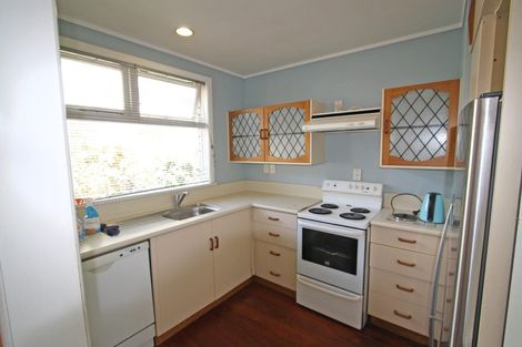 Photo of property in 12 South Road, Moturoa, New Plymouth, 4310