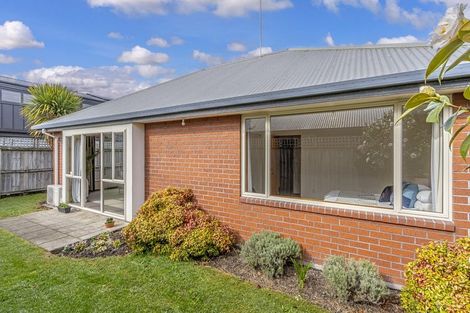 Photo of property in 35 Winton Street, St Albans, Christchurch, 8014