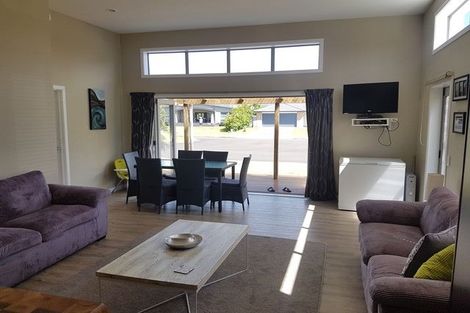 Photo of property in 22 Pacific Place, Whitianga, 3510