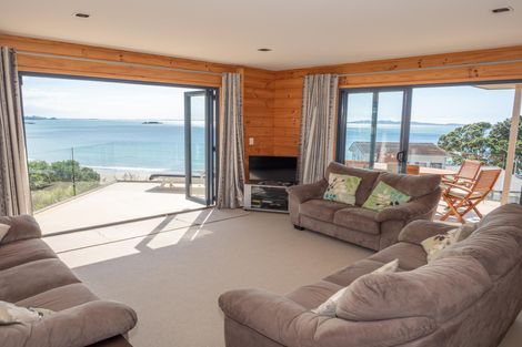 Photo of property in 4 Kotare Drive, Coopers Beach, 0420